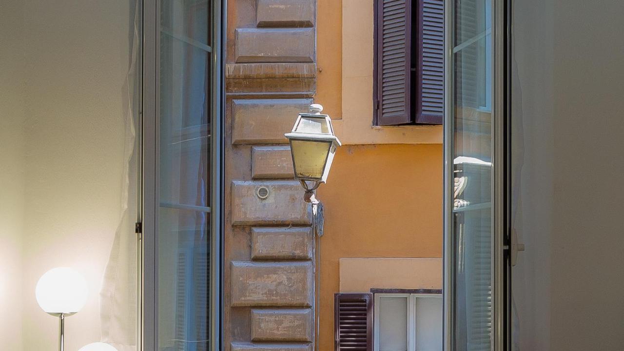 Cartari In Appartement